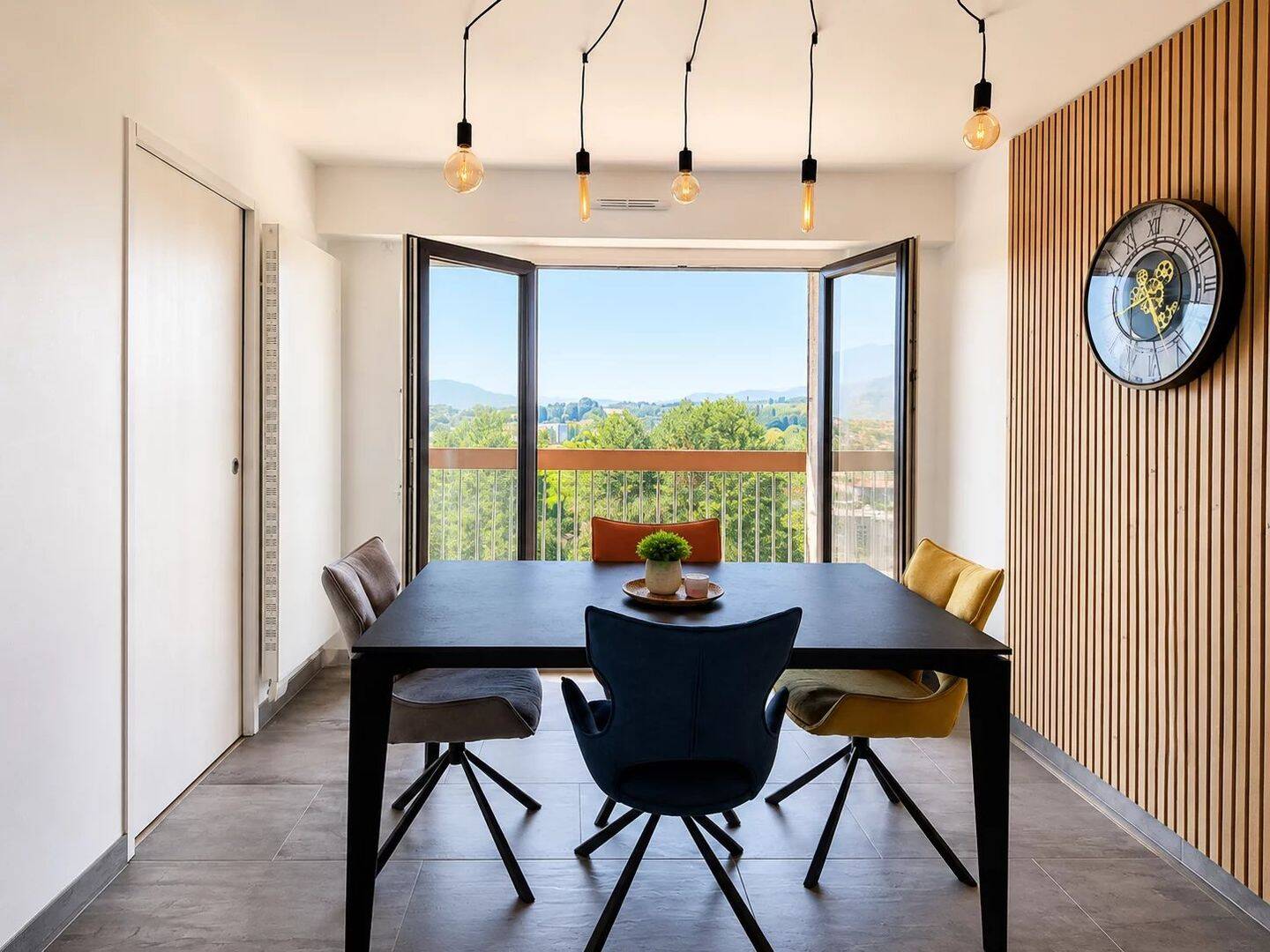 Appartement 5 pièces 83 m² · à Voiron · 83,1 m² · 225 000 €