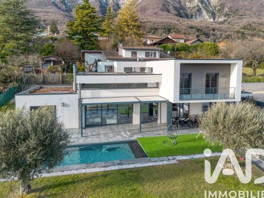 Maison à vendre 1 595 000 € 6 pièces 4 chambres 280 m² 1 370 m² de terrain Corbonne-Centre-Maréchaux Saint-Ismier 38330