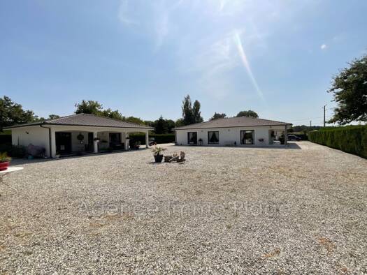 Demeure à vendre 503 500 € 5 pièces 3 chambres 176 m² 2 354 m² de terrain Lesparre-Médoc 33340