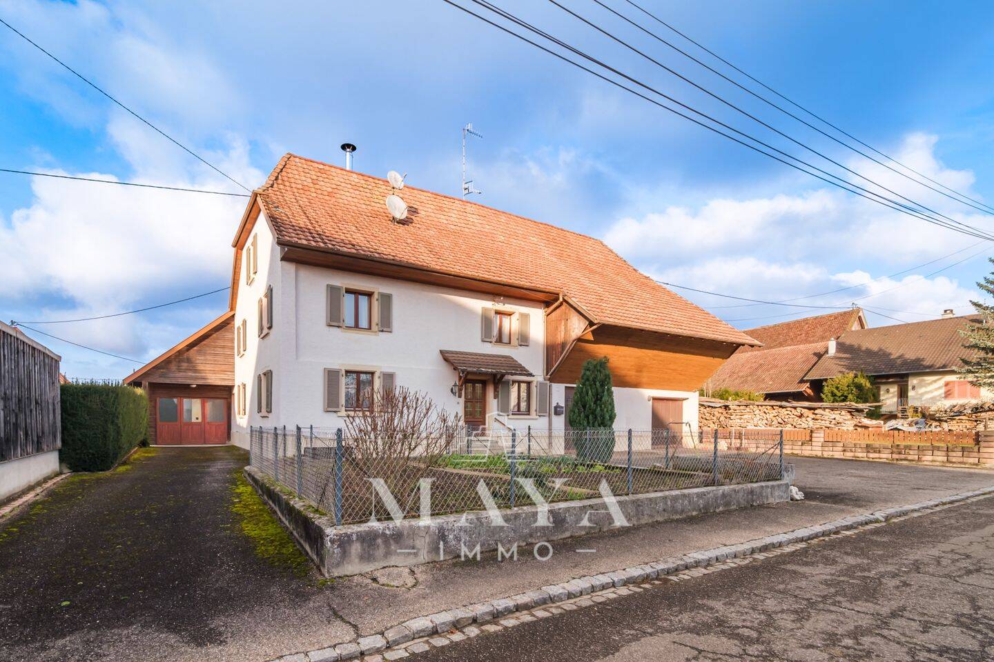 Maison 7 pièces 138 m² · à Oltingue · 138 m² · 234 500 €