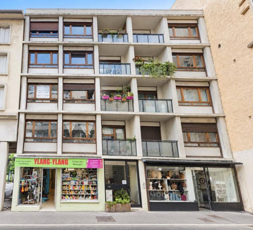 Appartement 3 pièces 69 m² · à Lyon 7ème Arrondissement · 69 m² · 870 €/mois