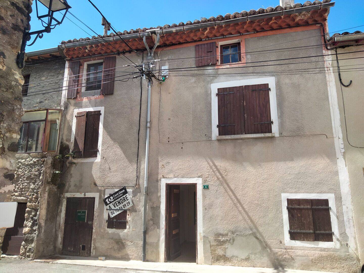 Maison 7 pièces 93 m² · à Meysse · 93 m² · 97 000 €