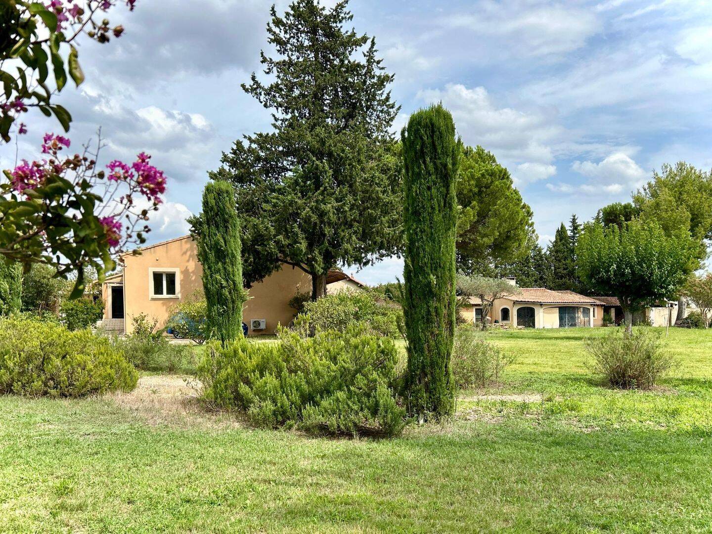 Maison 6 pièces 262 m² · à Sorgues · 262 m² · 622 000 €