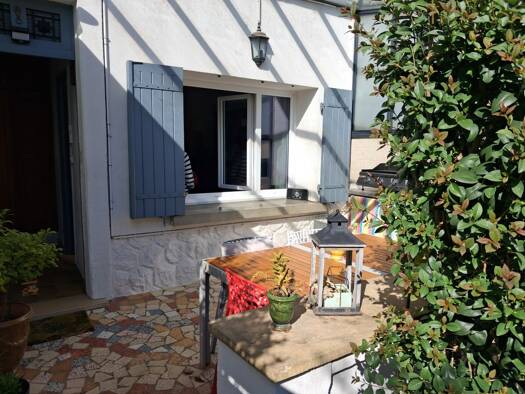 Maison à vendre 202 000 € 3 pièces 2 chambres 70 m² 130 m² de terrain Avignon 84000