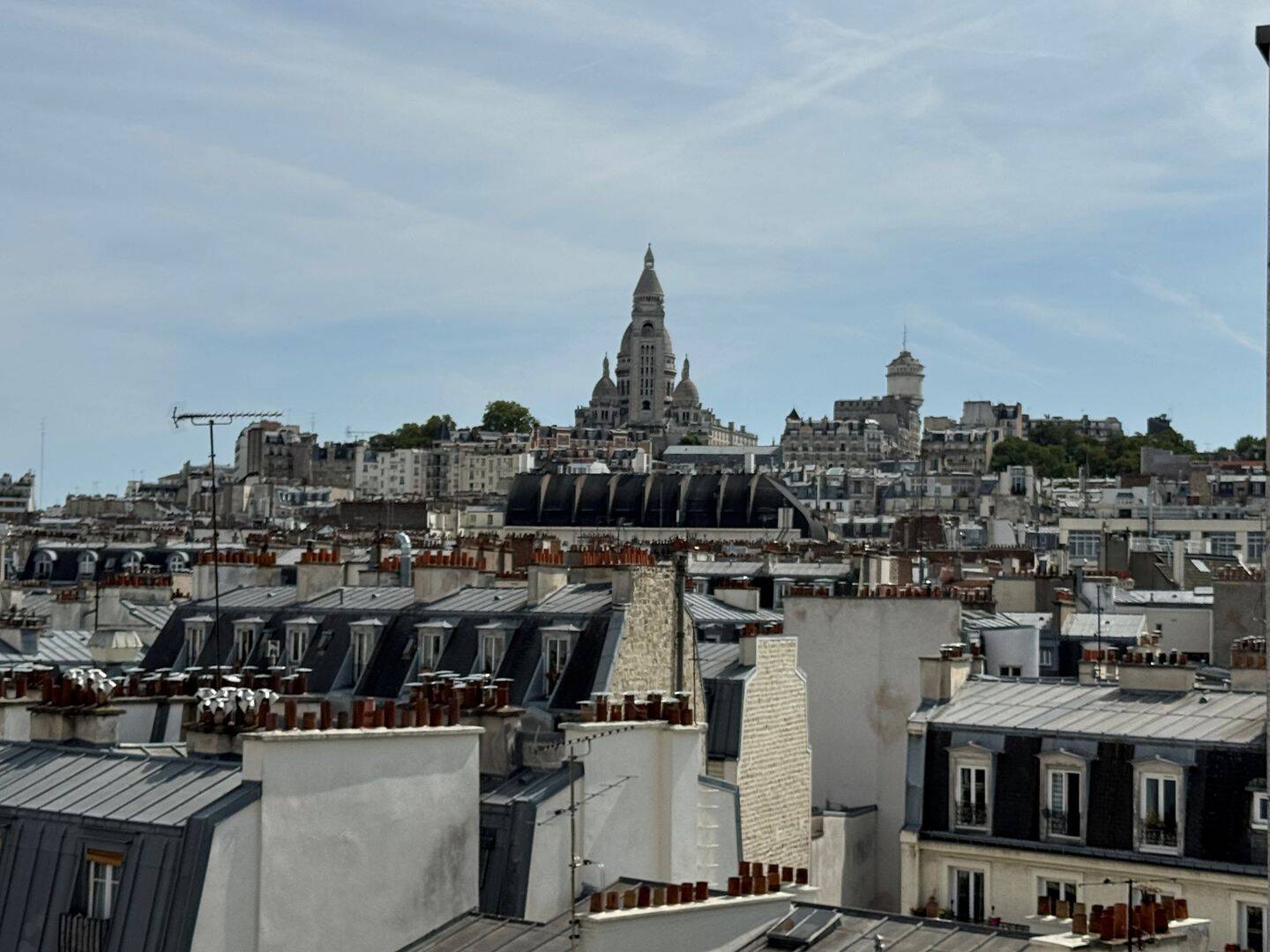 Appartement 1 pièce 28 m² · à Paris 18ème Arrondissement · 28 m² · 350 000 €