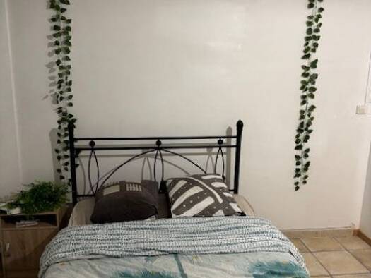 Appartement à louer 450 € 4 pièces 3 chambres 53 m² Étage 2/4 Champ de Mars Toulon 83000