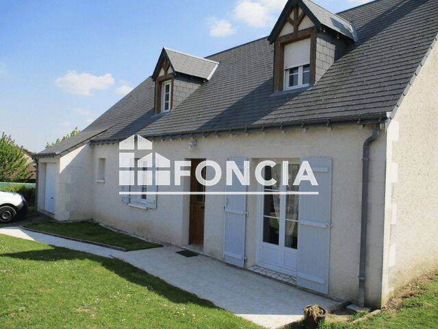Maison 6 pièces 130 m² · à Auzouer-en-Touraine · 130,1 m² · 870 €/mois