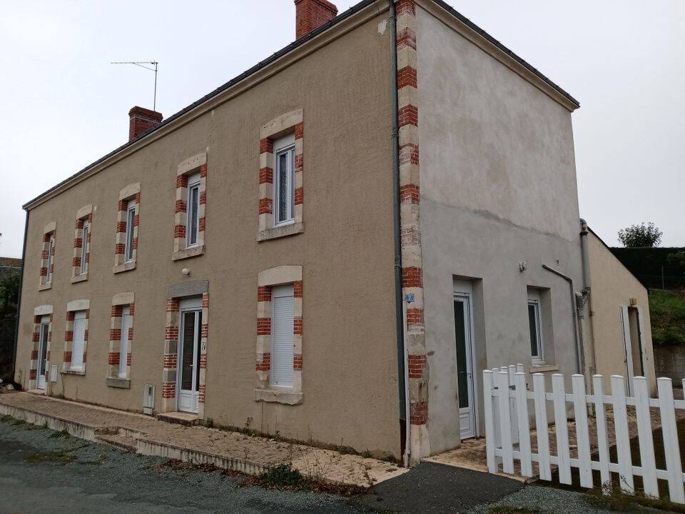 Maison 5 pièces 173 m² · à Saint-Hilaire-de-Voust · 173 m² · 1 200 €/mois