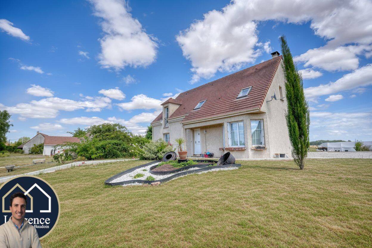 Maison 5 pièces 158 m² · à Saint-Laurent-la-Gâtine · 158 m² · 399 000 €