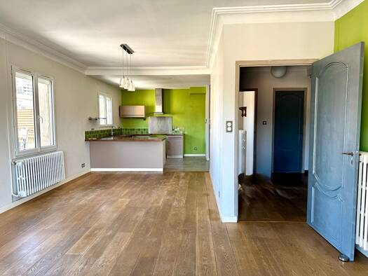 Appartement à vendre 220 000 € 3 pièces 2 chambres 81 m² Étage 2/2 Saint Ruf-Trillade Nord Avignon 84000