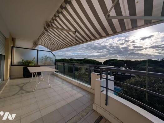 Appartement en viager occupé Bouquet 325 000 € 2 pièces 1 chambre 60 m² Étage 3/3 Cagnes-sur-Mer 06800