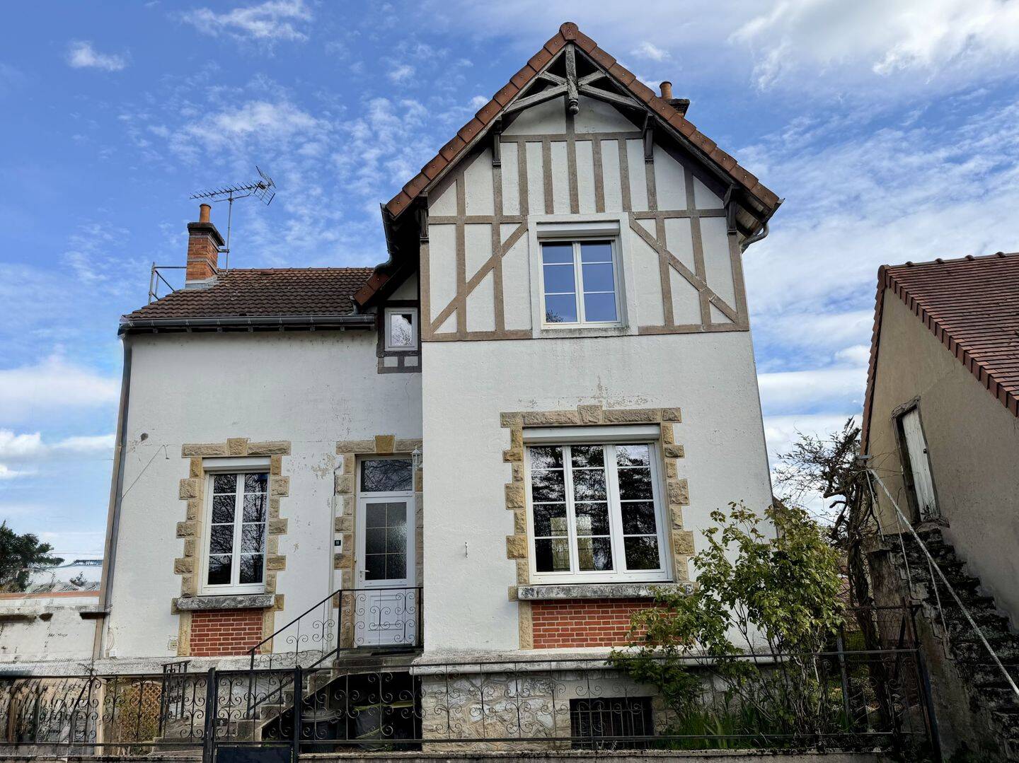 Maison 7 pièces 120 m² · à Paray-le-Monial · 120 m² · 145 000 €