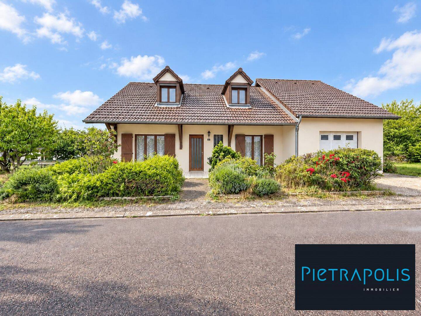 Maison 7 pièces 141 m² · à Villegusien-le-Lac · 141 m² · 179 000 €