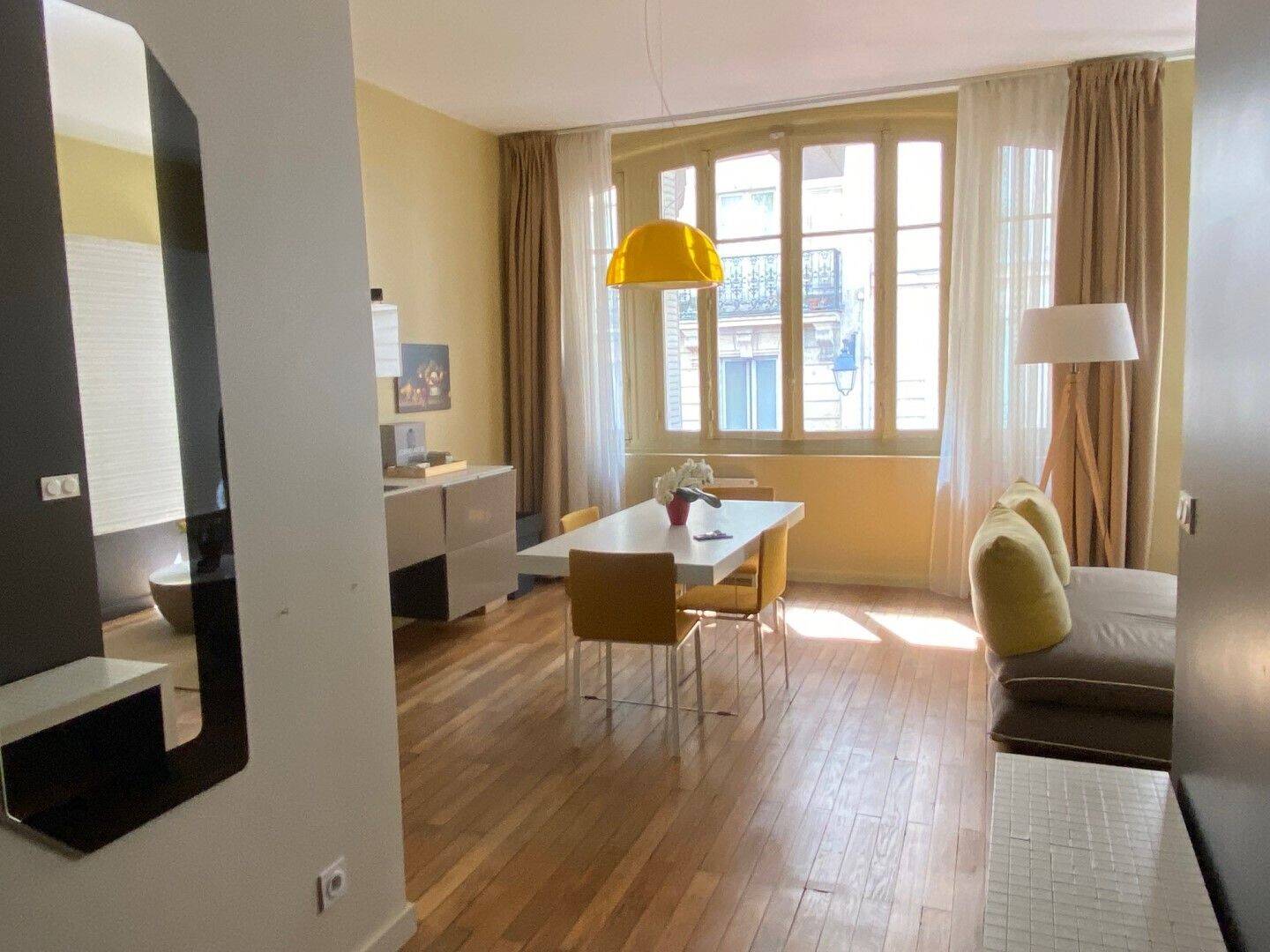 Appartement 2 pièces 44 m² · à Paris 5ème Arrondissement · 44,2 m² · 550 000 €