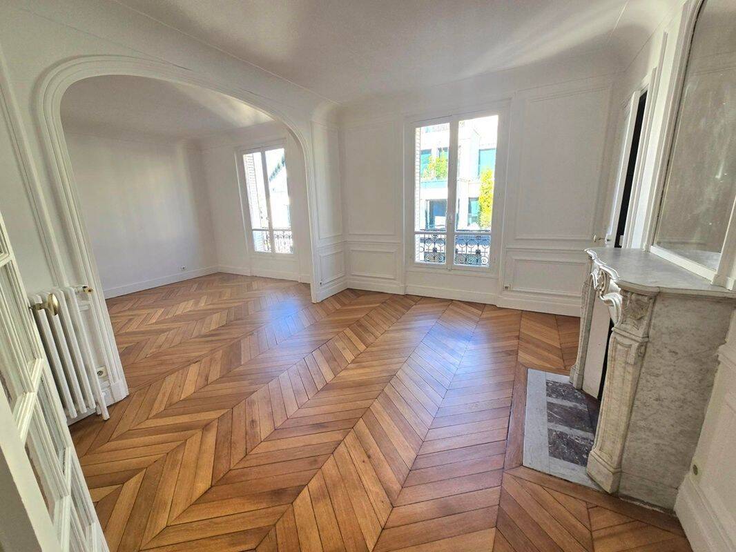 Appartement 4 pièces 90 m² · à Levallois-Perret · 90,4 m² · 2 080 €