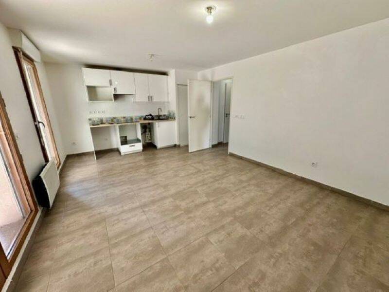 Appartement 2 pièces 42 m² · à Châteauneuf-le-Rouge · 42 m² · 862 €/mois