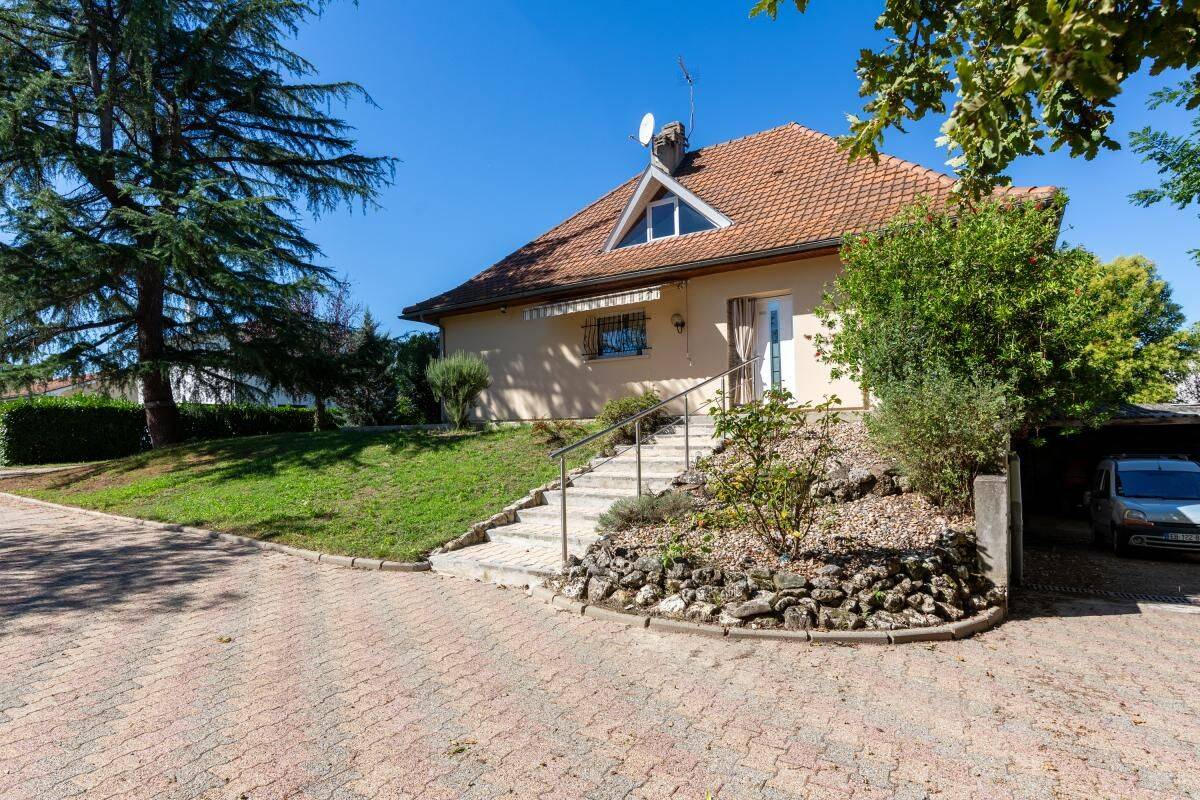 Maison 6 pièces 175 m² · à Carbon-Blanc · 175 m² · 435 000 €