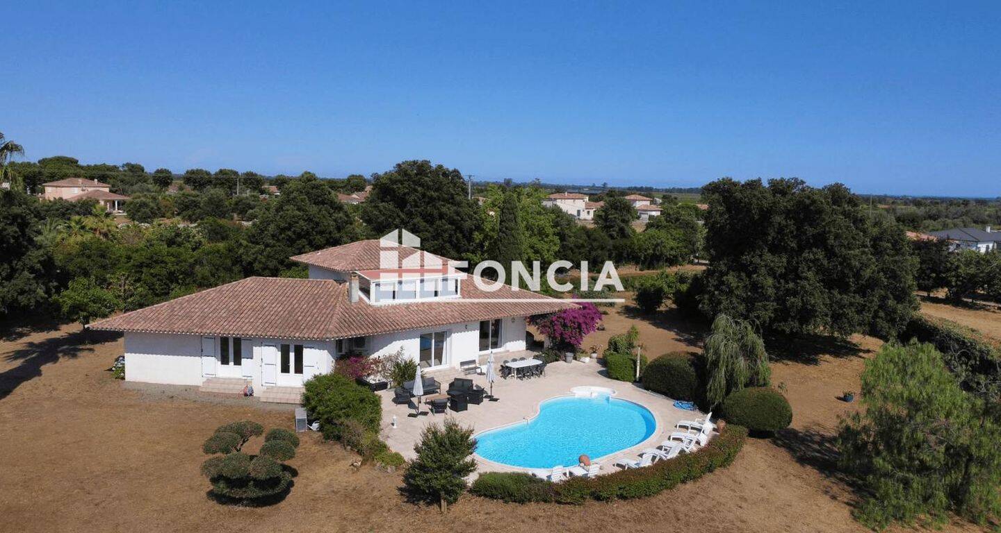 Maison 5 pièces 166 m² · à Ghisonaccia · 166 m² · 740 000 €