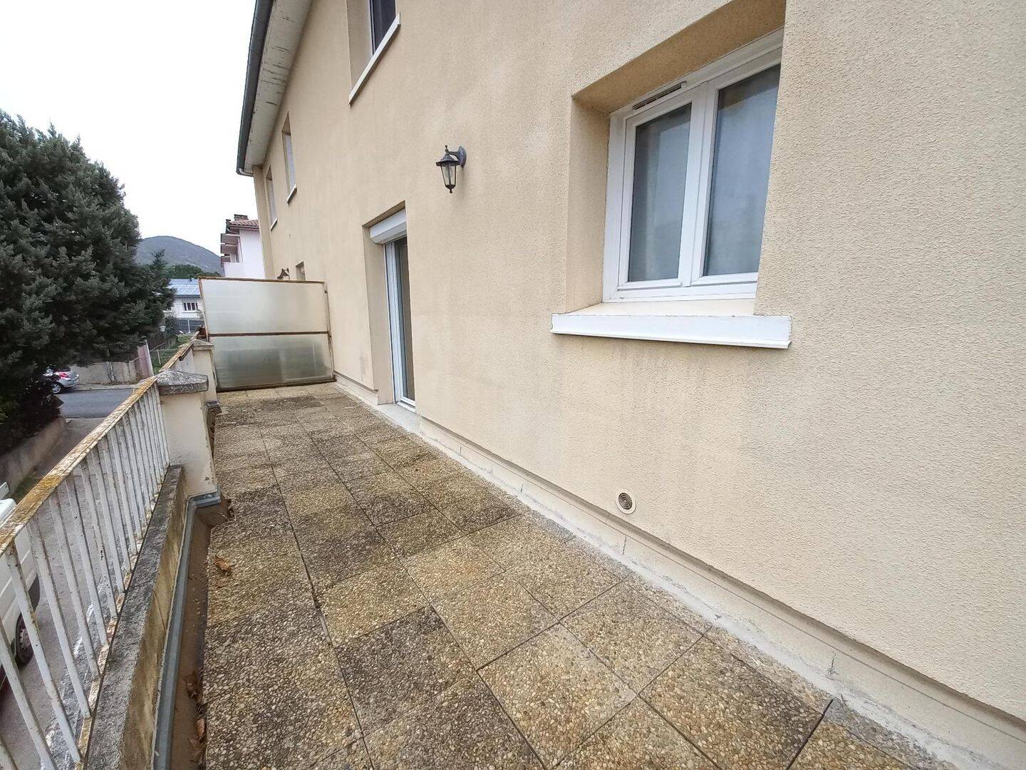 Appartement 2 pièces 54 m² · à Millau · 54 m² · 475 €