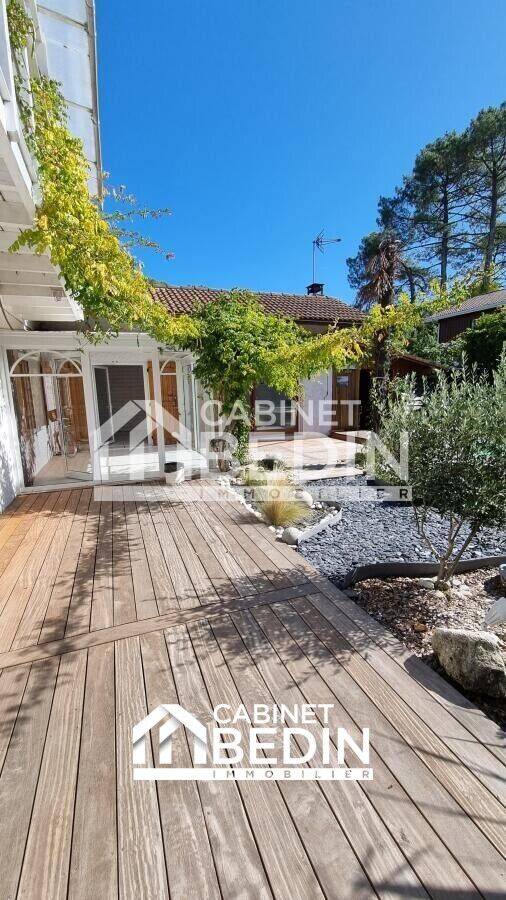 Maison 7 pièces 138 m² · à Lège-Cap-Ferret · 137,5 m² · 892 500 €
