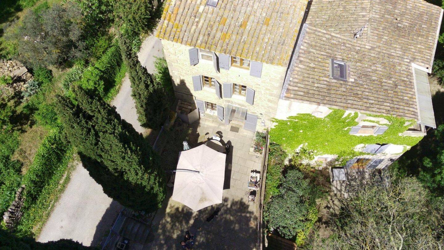 Maison 11 pièces 310 m² · à Cornillon-Confoux · 310 m² · 860 000 €