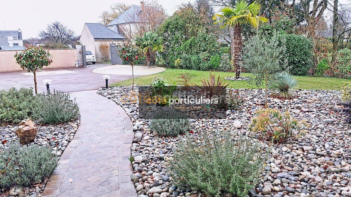 Maison 7 pièces 240 m² · à Villemandeur · 240 m² · 488 000 €