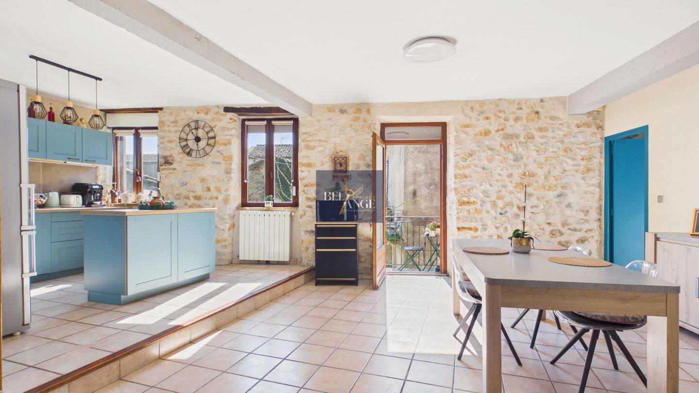 Maison 4 pièces 132 m² · à Vallon-Pont-d'Arc · 131,7 m² · 239 000 €