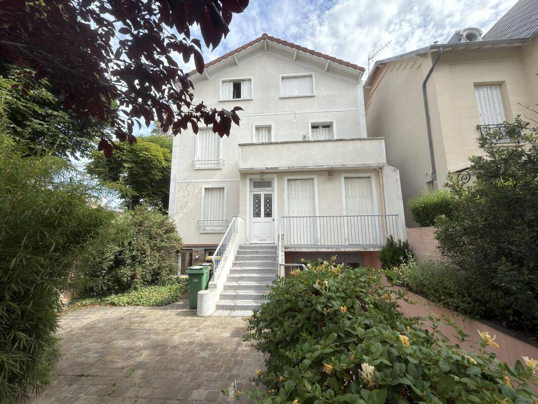 Appartement 5 pièces 92 m² · à Colombes · 92 m² · 2 200 €/mois