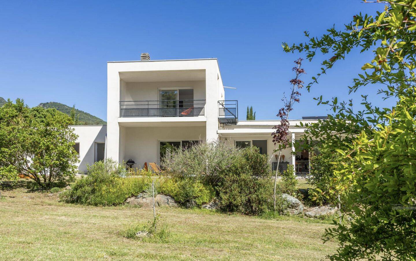 Maison 5 pièces 160 m² · à Santa-Maria-Poggio · 160 m² · 735 000 €