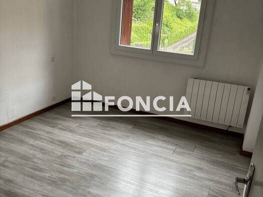 Appartement à vendre 79 800 € 2 pièces 1 chambre 45,1 m² Étage 2/7 Cabessut Cahors 46000