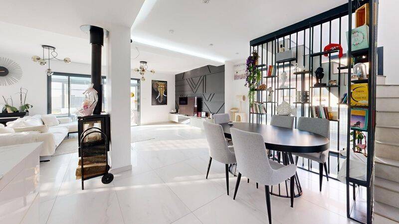 Maison 4 pièces 187 m² · à Ottmarsheim · 187 m² · 760 000 €