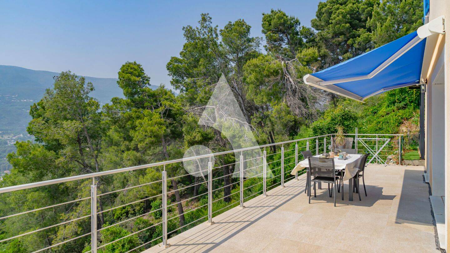 Maison 5 pièces 112 m² · à Nice · 112,4 m² · 698 000 €