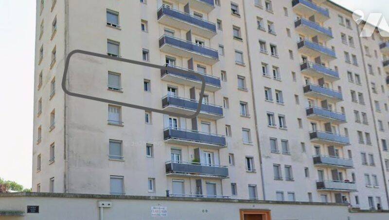 Appartement 4 pièces 88 m² · à Chaumont · 87,8 m² · 82 000 €