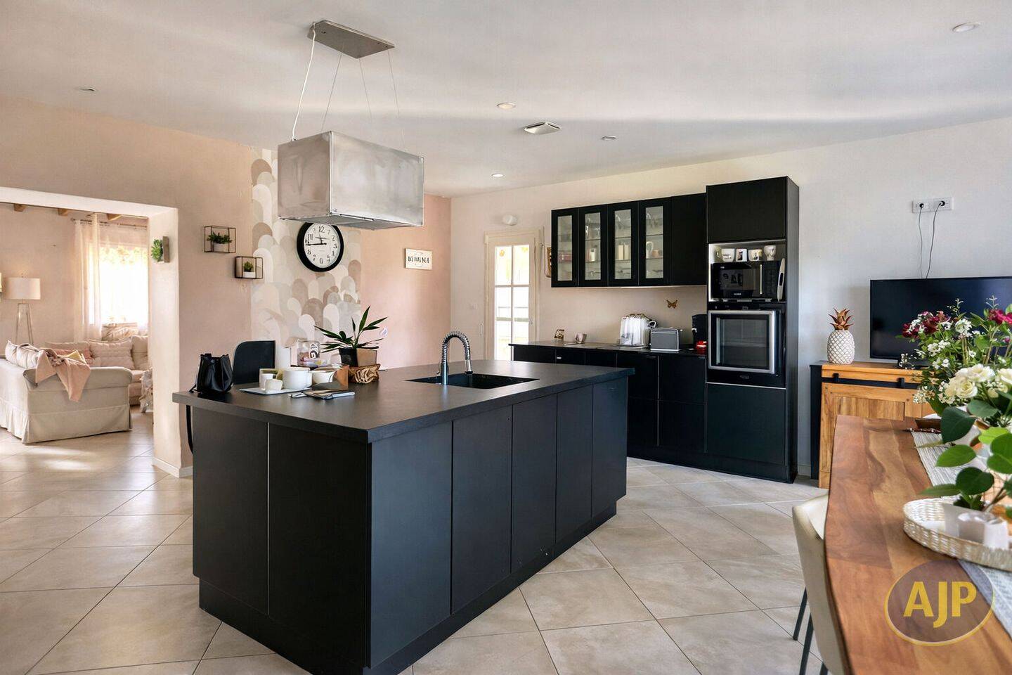 Maison 6 pièces 157 m² · à Noaillan · 157 m² · 299 500 €