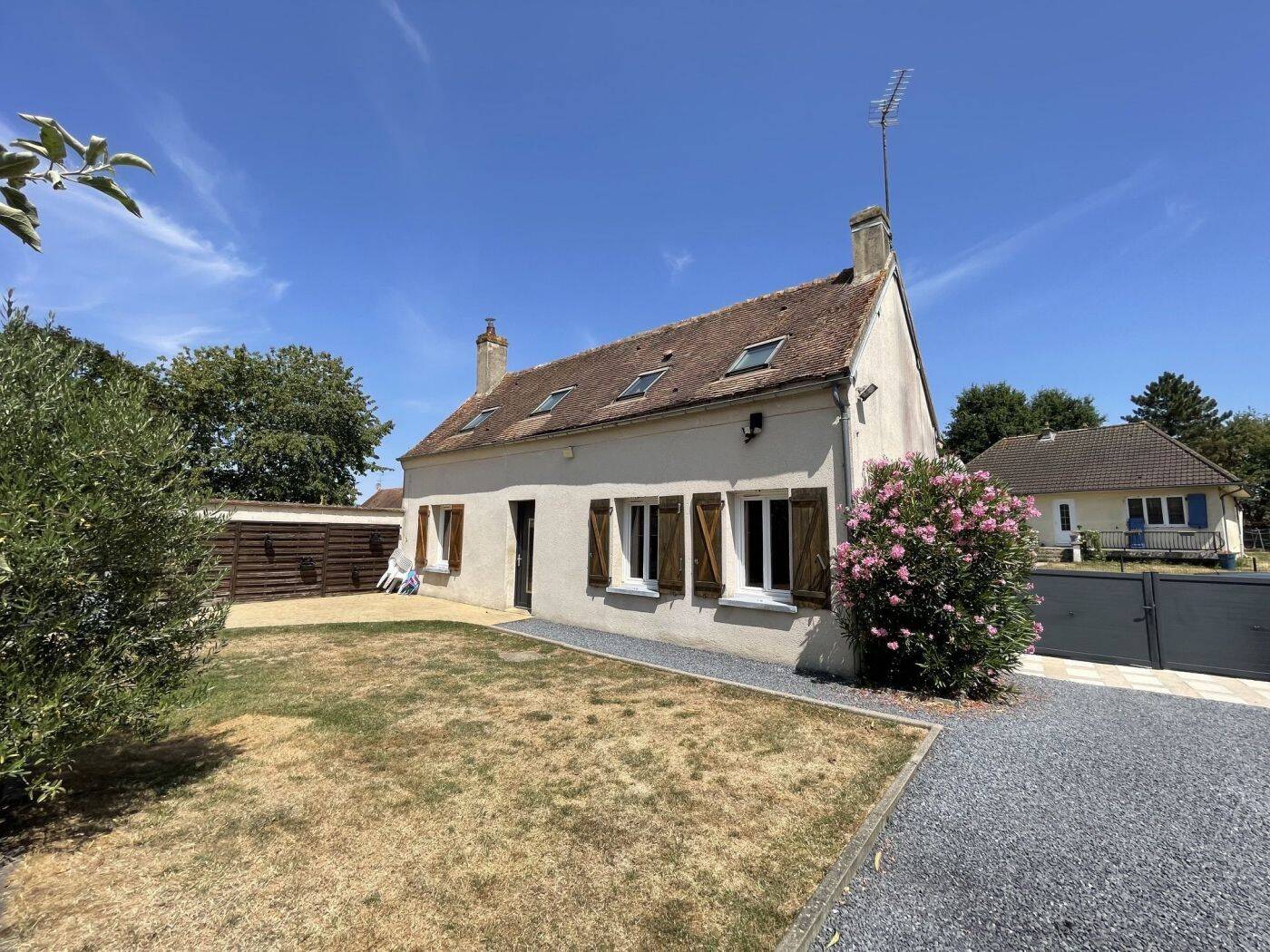 Maison 4 pièces 91 m² · à Chaumont-en-Vexin · 91 m² · 1 140 €