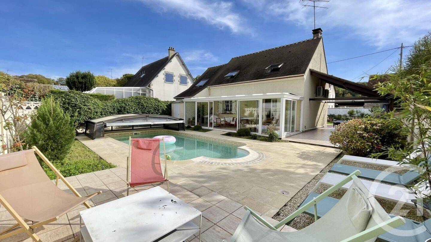 Maison 7 pièces 135 m² · à Nointel · 135 m² · 439 000 €