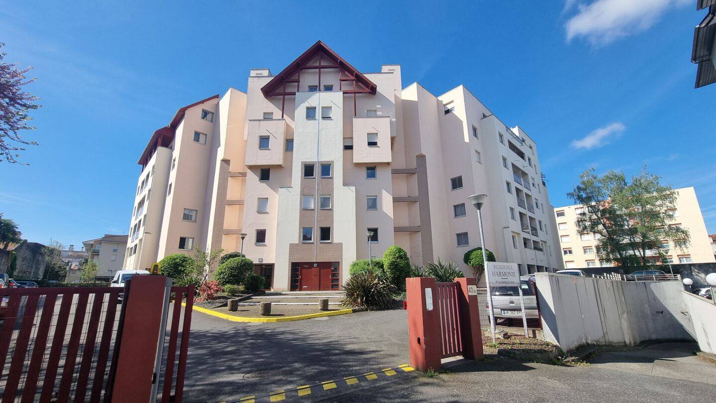 Appartement 3 pièces 67 m² · à Pau · 67 m² · 124 000 €