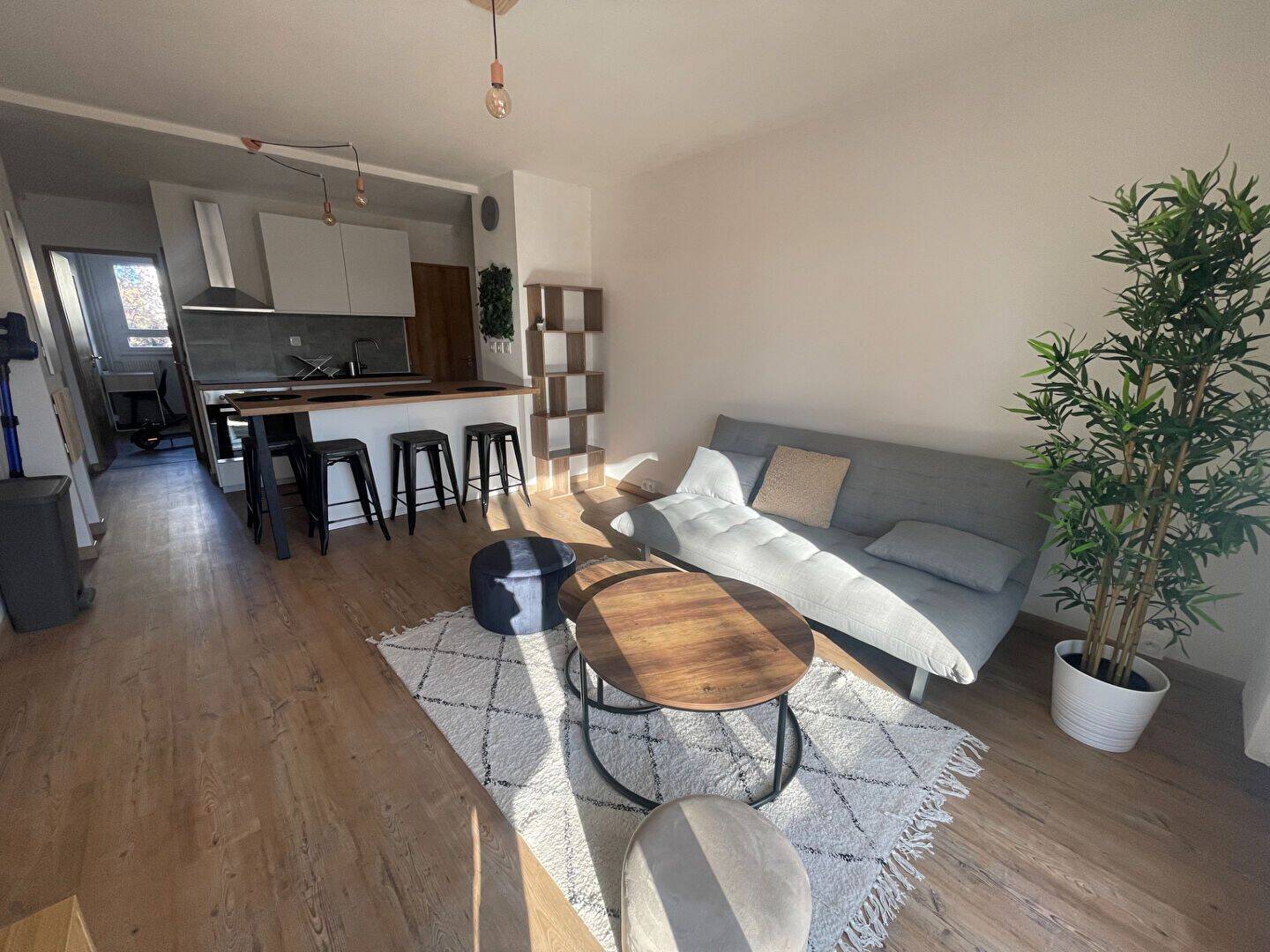 1 pièce 9 m² · à Aix-en-Provence · 9 m² · 565 €