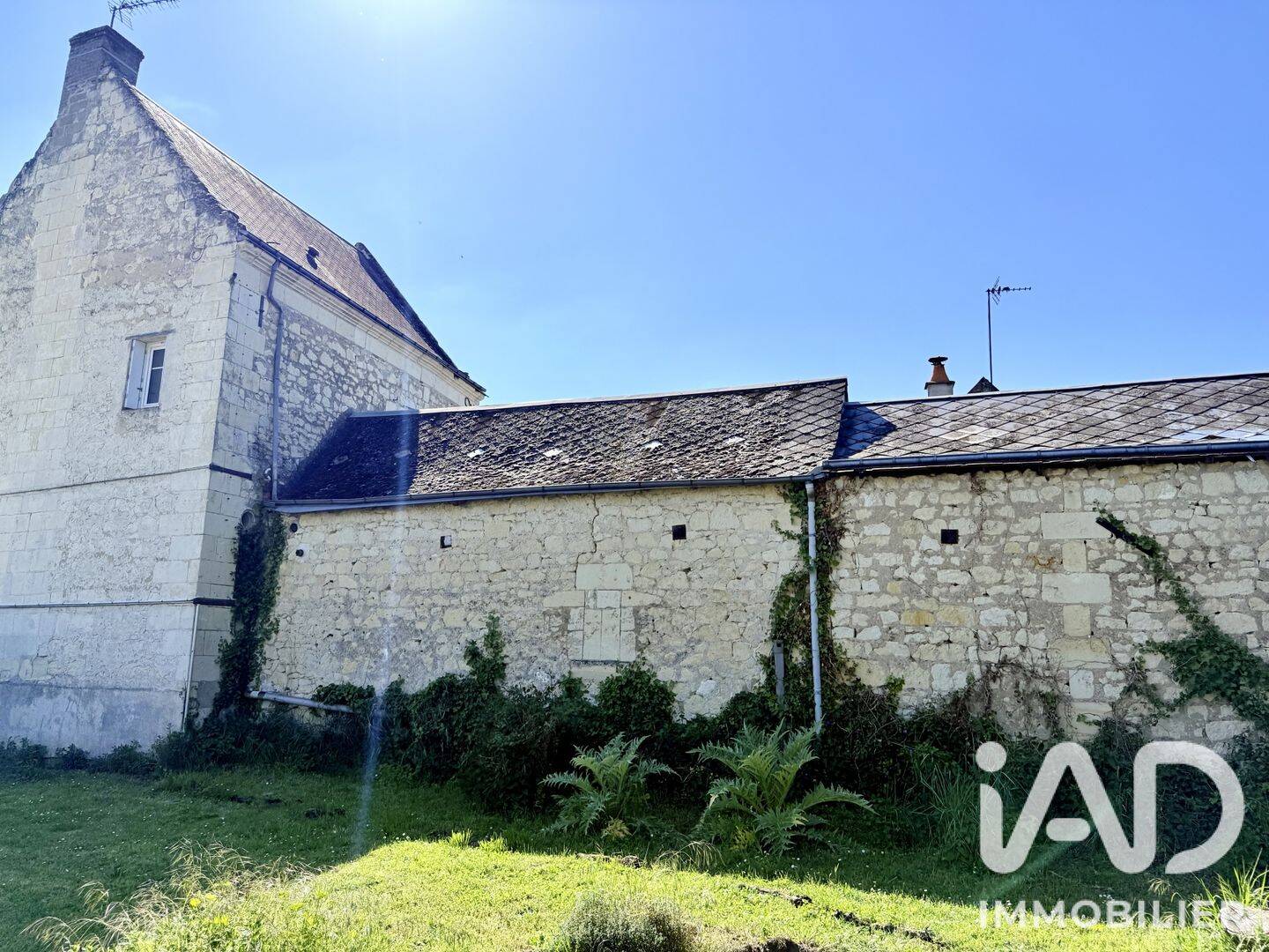Maison 4 pièces 95 m² · à Restigné · 95 m² · 99 000 €
