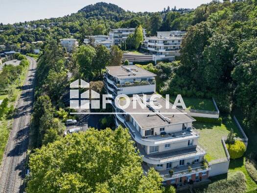 Appartement à louer 663 € 2 pièces 1 chambre 49,2 m² 3ème étage Les Roches Chamalières 63400