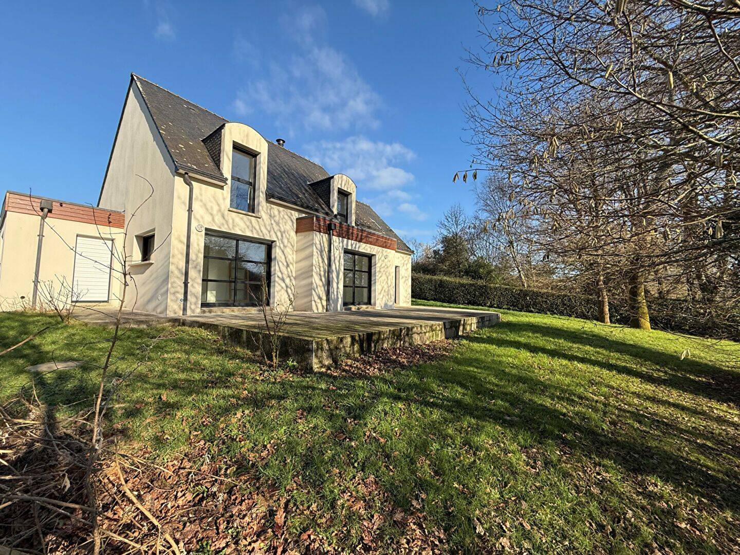 Maison 5 pièces 130 m² · à Brech · 130 m² · 1 200 €/mois
