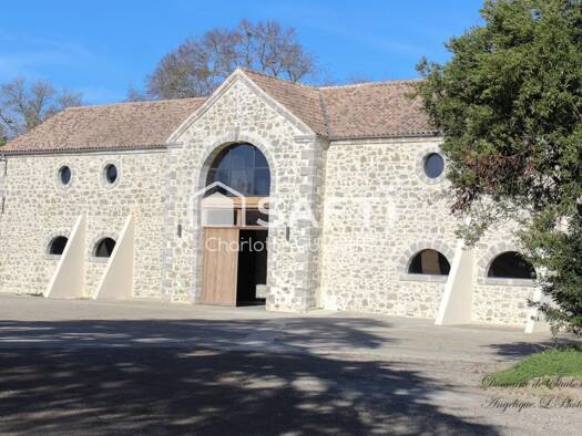 Ferme équestre à vendre 1 158 000 € 265 m² 100 597 m² de terrain Nérac 47600