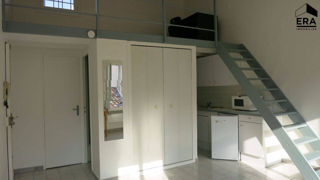 Appartement 1 pièce 33 m² · à Aix-en-Provence · 32,8 m² · 670 €/mois