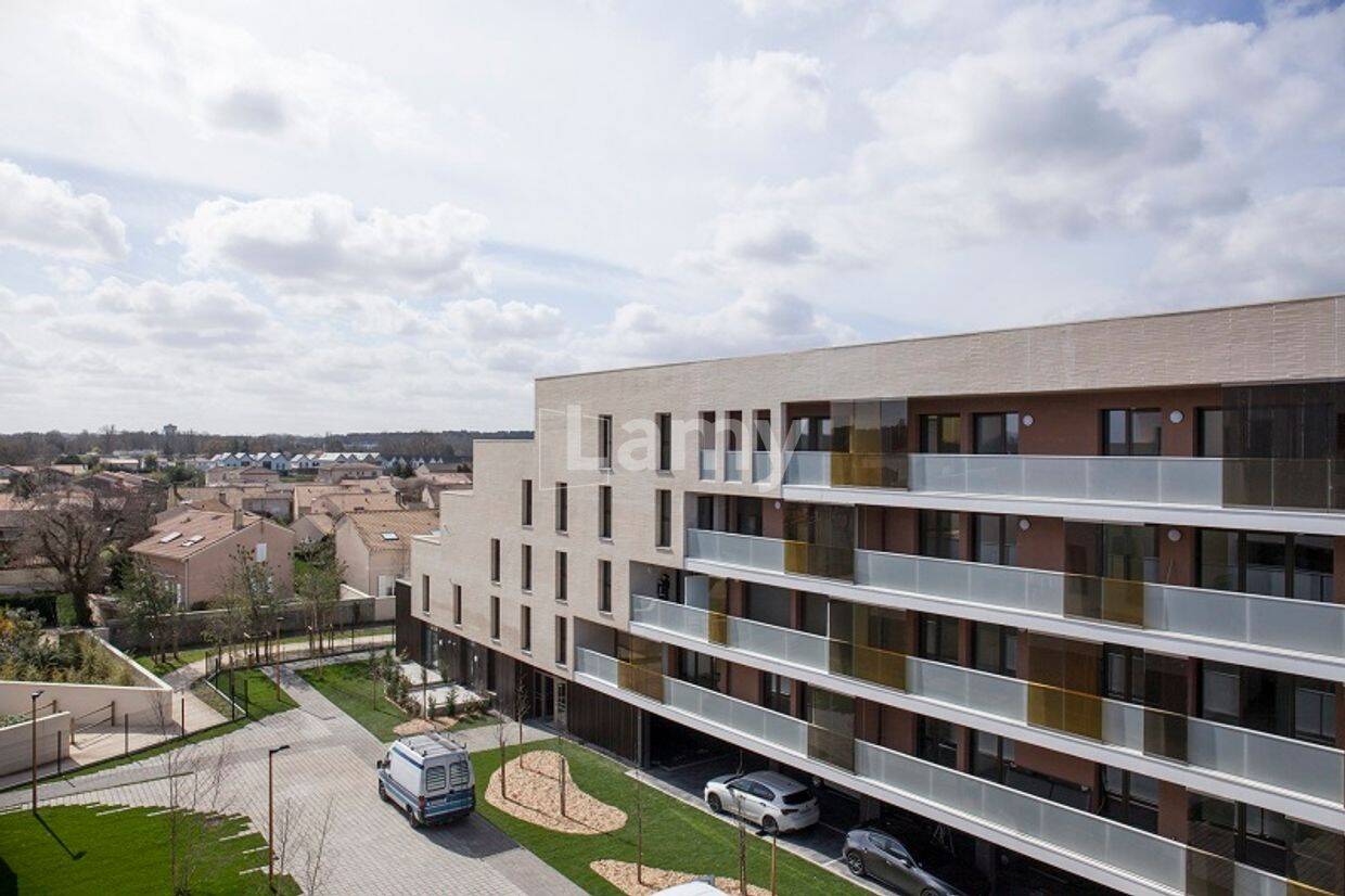 Appartement 3 pièces 66 m² · à Mérignac · 66,4 m² · 866 €