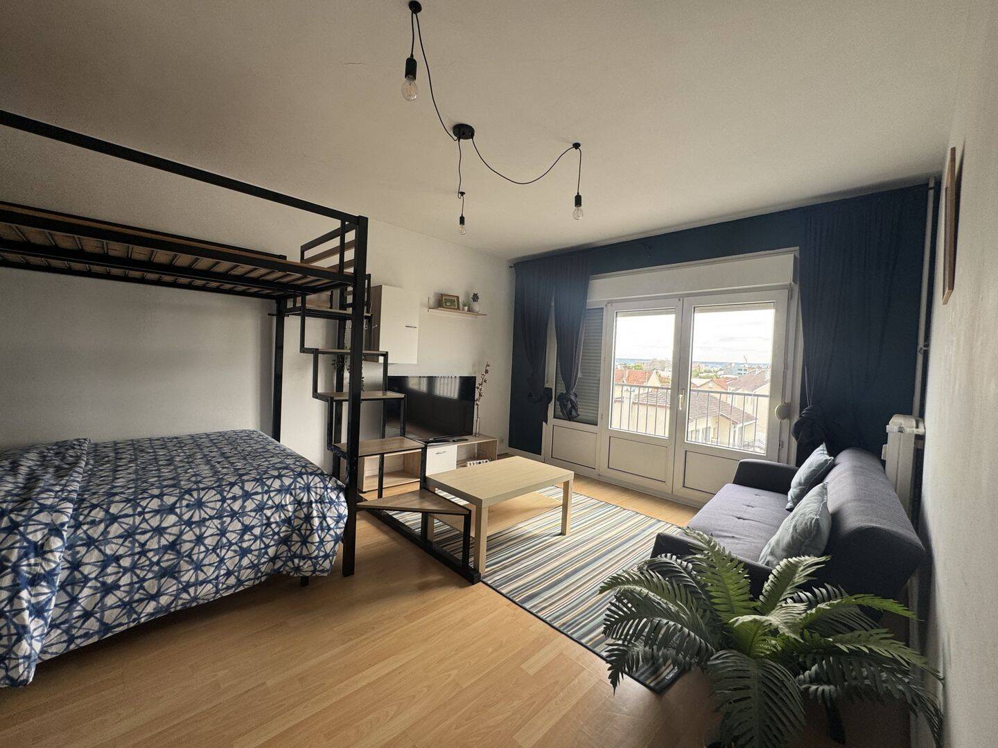 Appartement 1 pièce 37 m² · à Reims · 36,7 m² · 560 €