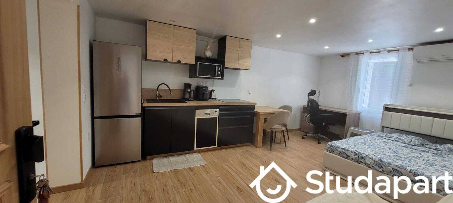 Appartement 1 pièce 27 m² · à Marseille 5ème Arrondissement · 27 m² · 845 €/mois