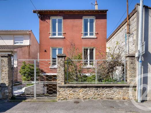 Maison à vendre 279 000 € 7 pièces 5 chambres 105 m² 222 m² de terrain Anatole France-Lepetit et Vergeat Vigneux-sur-Seine 91270