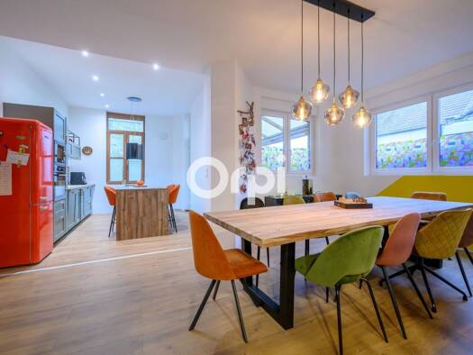 Maison à vendre 245 000 € 3 pièces 2 chambres 122 m² 265 m² de terrain Centre Saint-Amand-les-Eaux 59230