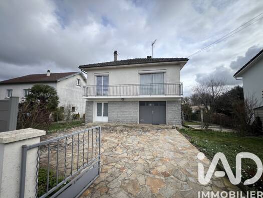 Maison à vendre 186 500 € 4 pièces 3 chambres 89 m² 450 m² de terrain Centre Feytiat 87220