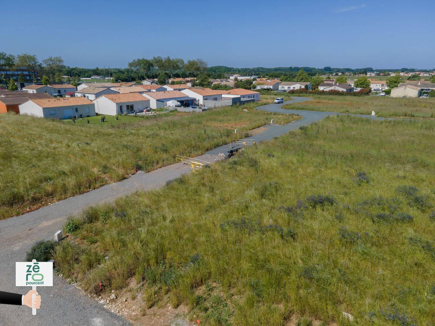Terrain de 332 m² à Luçon - photo 2